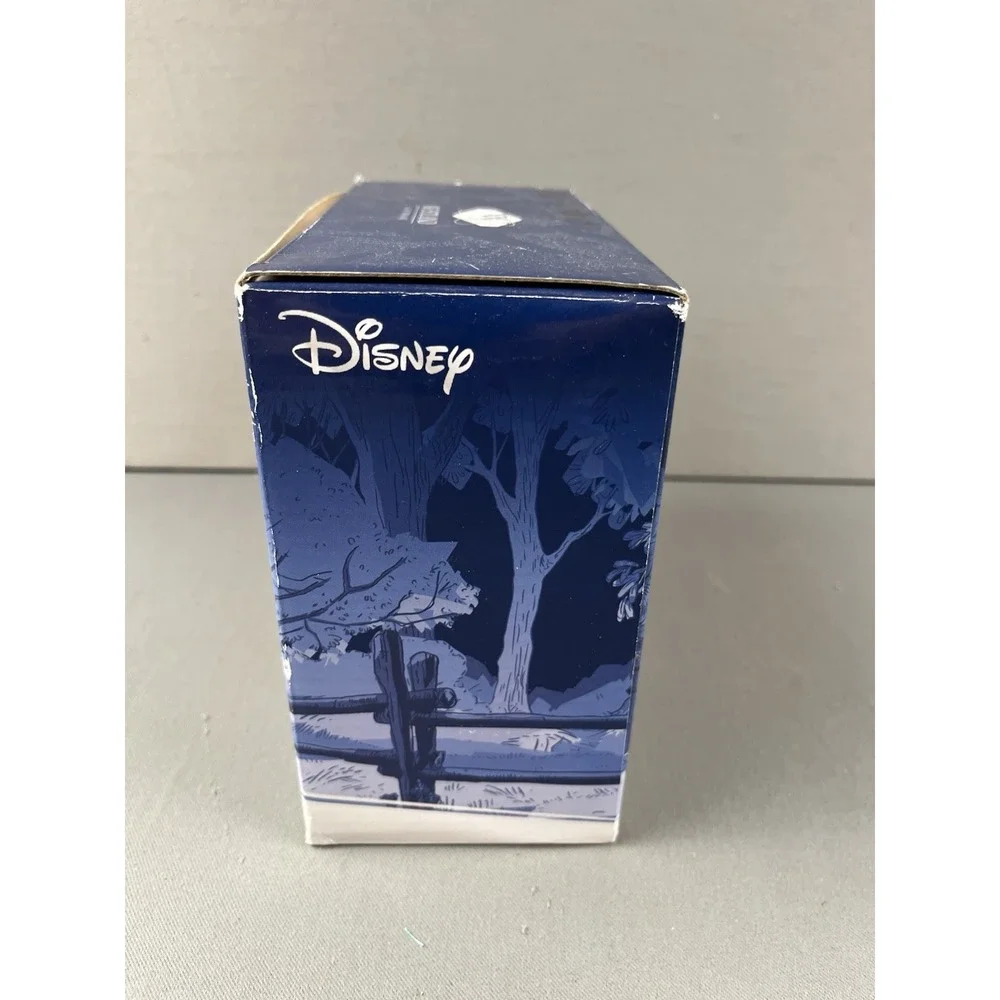 Disney Pooh And Tigger Hugging Magnetic Salt And Pepper Shakers Westland NIB